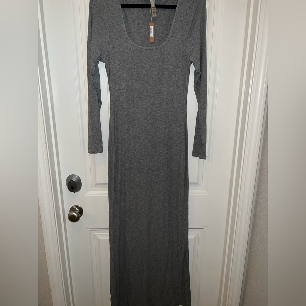 SKIMS SOFT LOUNGE LONG SLEEVE DRESS in Heather Gray XL